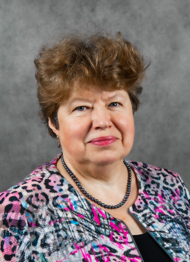 Крюкова Елена Аркадьевна