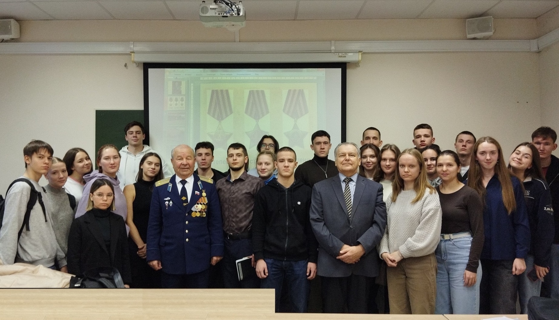 06.jpg 06.jpg