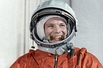 Сегодня исполняется 90 лет со дня рождения советского летчика-космонавта Юрия Гагарина